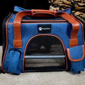 Pet Carrier Dog or Cat Blue w/Extras 18"L x 11"W x 12"H   Bran New!